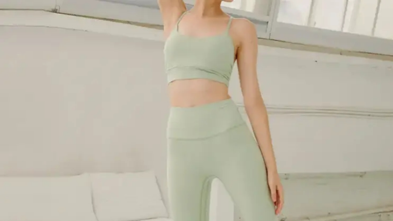 Sports tight fit helps you get a better figure