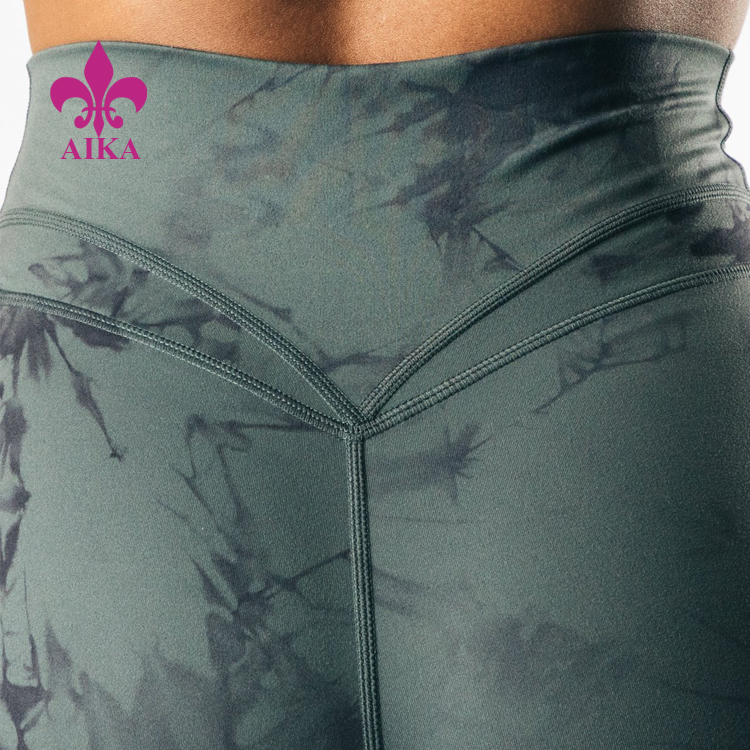 Comfortable Made In China Classic Lightweight High Waist Yoga Running Shorts For Women detail pictures