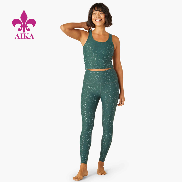 Manufacturer for Women Tights -
Latest Design Work Out Gym Wear Women Running Tights Nylon Spandex Shiny Fitness Yoga Leggings – AIKA detail pictures