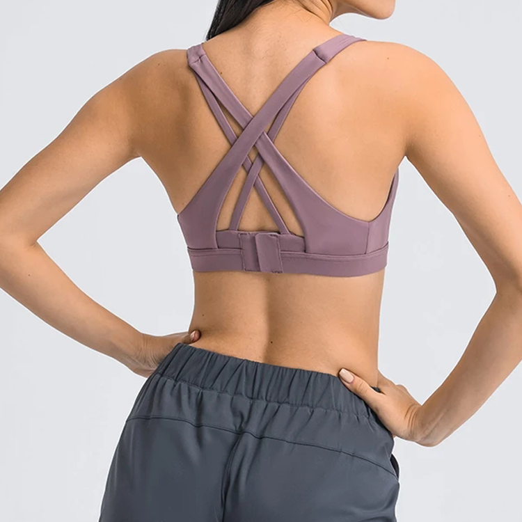 https://www.aikasportswear.com/sports-bra/
