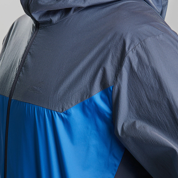 Wholesale Woven Lightweight Waterproof 100%Polyester Custom Sportswear Jacket Men detail pictures