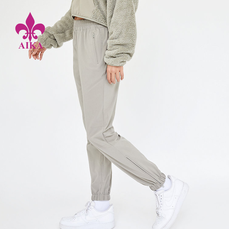 2021 China New Design Women Sportswear -
Wholesale good price women polyester spandex workout lightweight fitness running wear pants – AIKA detail pictures