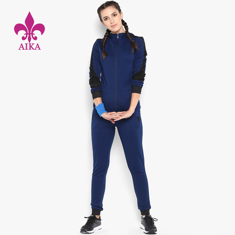 Custom OEM New Design Loose Zipper Comfortable  Women Tracksuit Hoodies  Fitness Suit