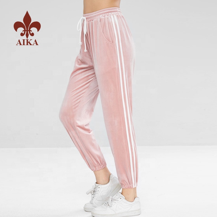 Hot New Products Tank Top Manufacturer -
 OEM factory cheap side stripe bulk reflective bulk harem cargo pants women – AIKA