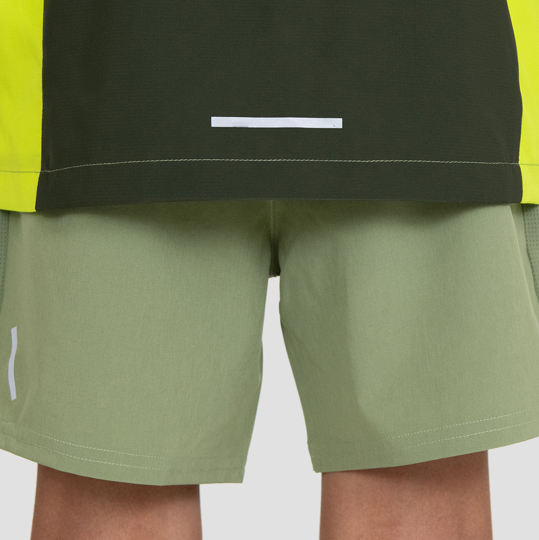 https://www.aikasportswear.com/kids-wear/