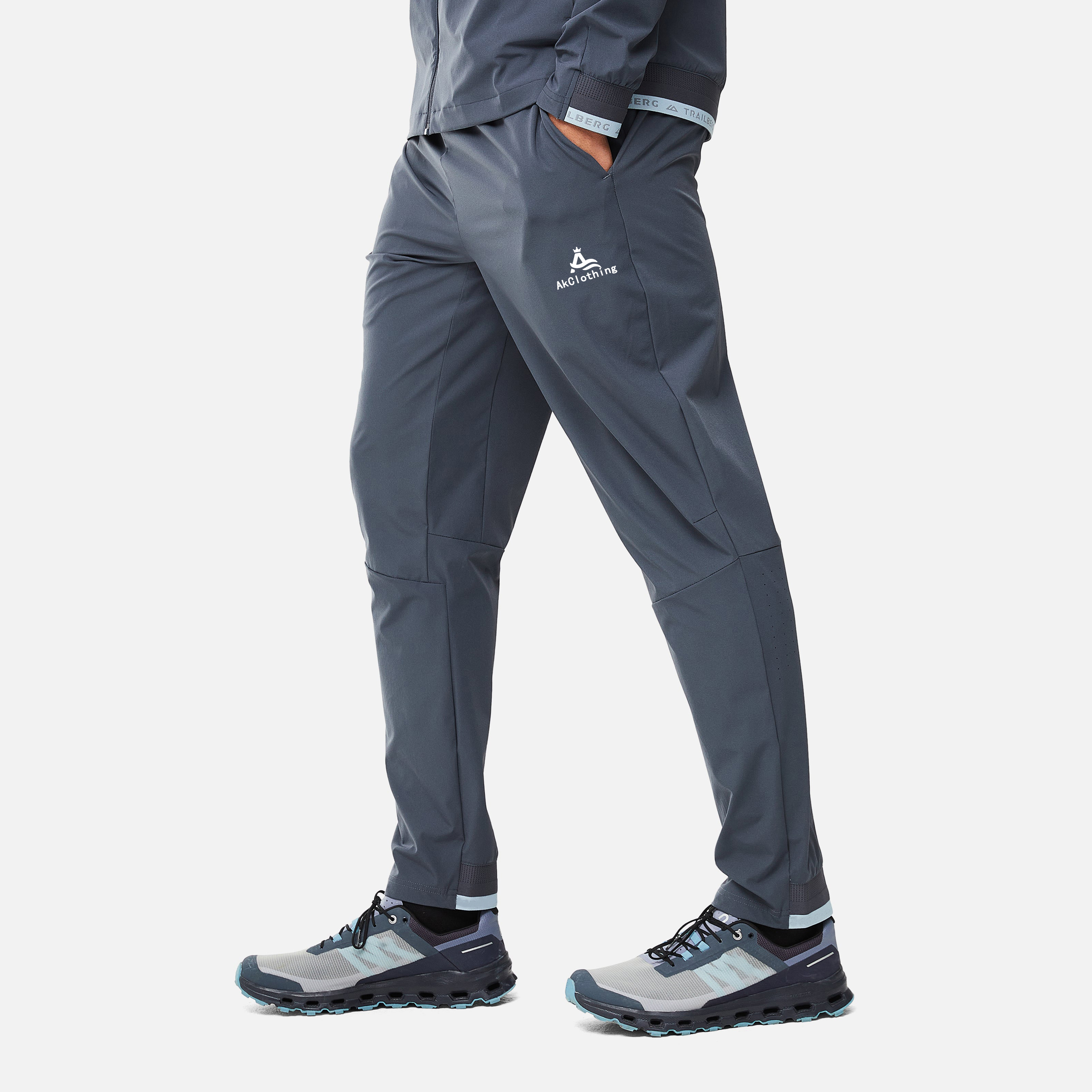 Man Wind Breaker Nylon Tracksuit Factory Direct Selling Top Four-way Stretch Woven Solid Color Lightweight Polyester Tracksuit detail pictures