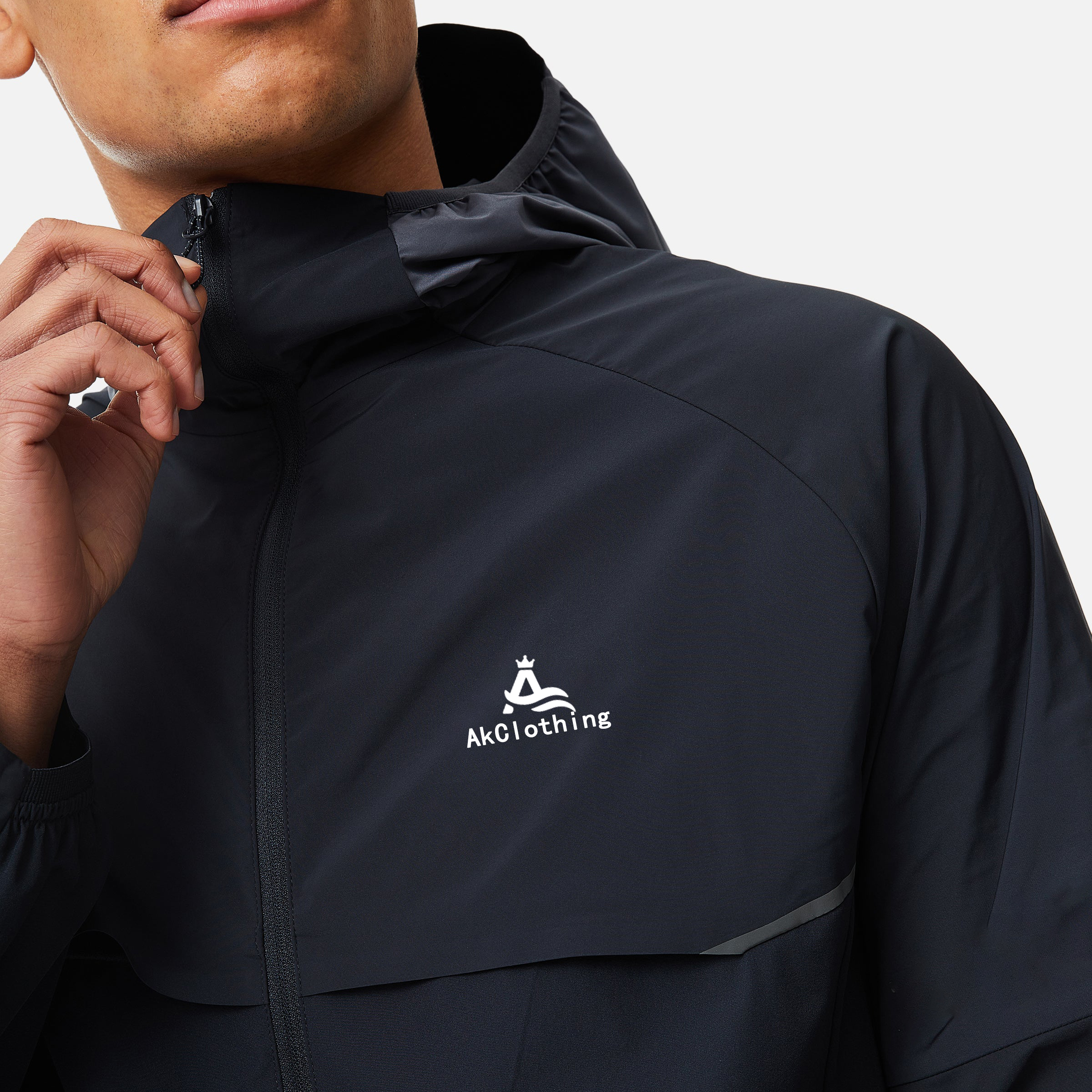 Men Sport Tracksuit 2 Piece Set Custom Logo Reflective Fashion Zipper Jacket and Pants Gym Spring Nylon Track Suit detail pictures
