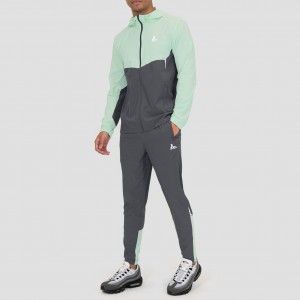 Men’s Lightweight Fitness Jogging Track Suit Manufacturer High Quality 100%Polyester Tracksuit Elastic Cuff Reflective Detail