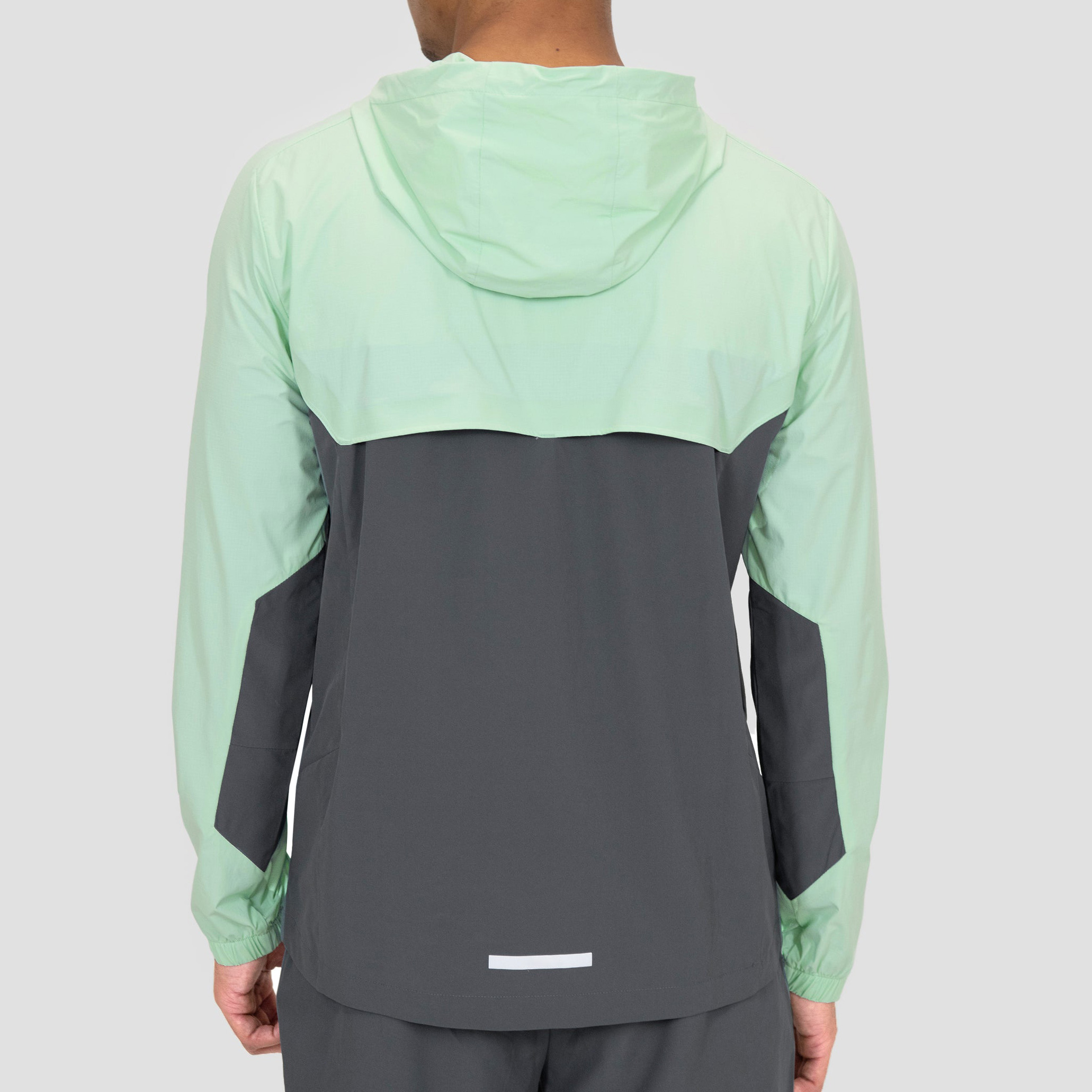 Men’s Lightweight Fitness Jogging Track Suit Manufacturer High Quality 100%Polyester Tracksuit Elastic Cuff Reflective Detail detail pictures