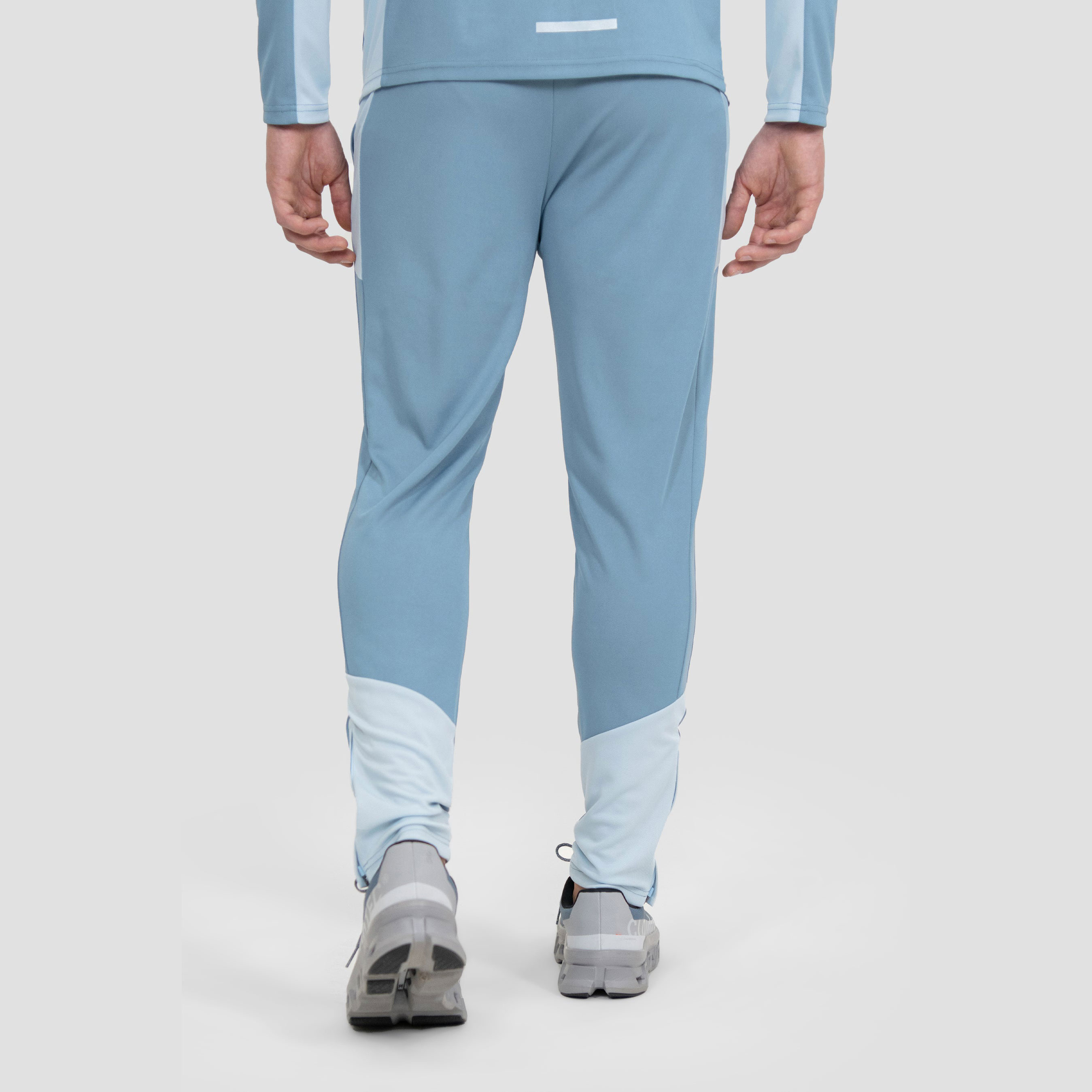 Men’s Sports Wear Tracksuit High Quality Custom Summer Color Block Waterproof Woven Windbreaker Lightweight Track Suit Set detail pictures