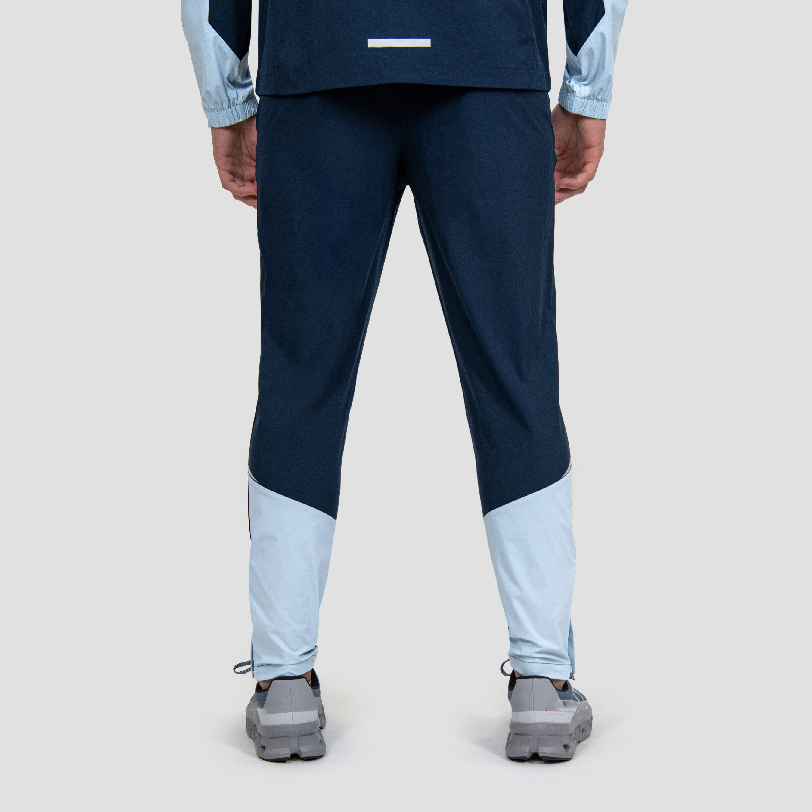 Men’s Sweatshirt Quick Dry Waterproof Windproof Hooded Jogging Tracksuit 2025 Customized Nylon Reflective Logo detail pictures