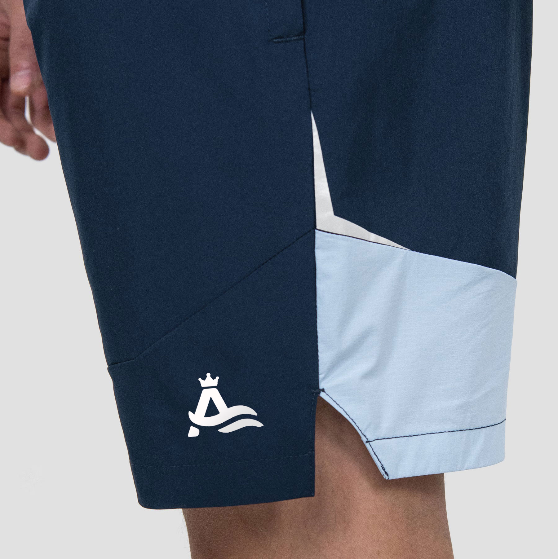 Reflective Logo Sweatshirt Shorts Suit 2025 Customized Summer Nylon Quick Dry Waterproof Windproof Hooded Jogging Tracksuit detail pictures