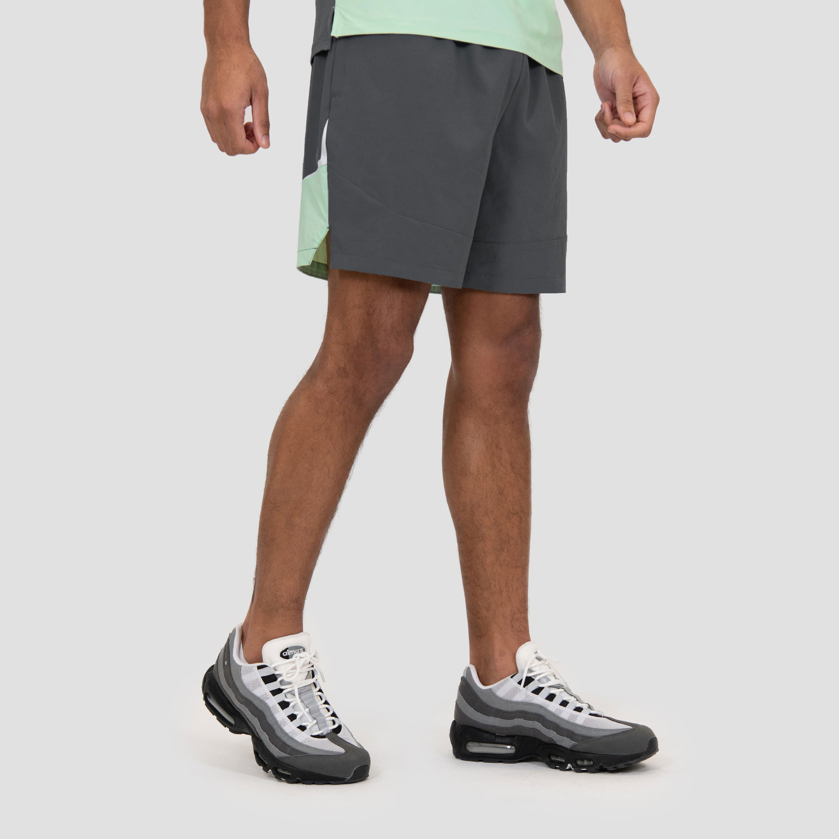 https://www.aikasportswear.com/oem-t-shirt/