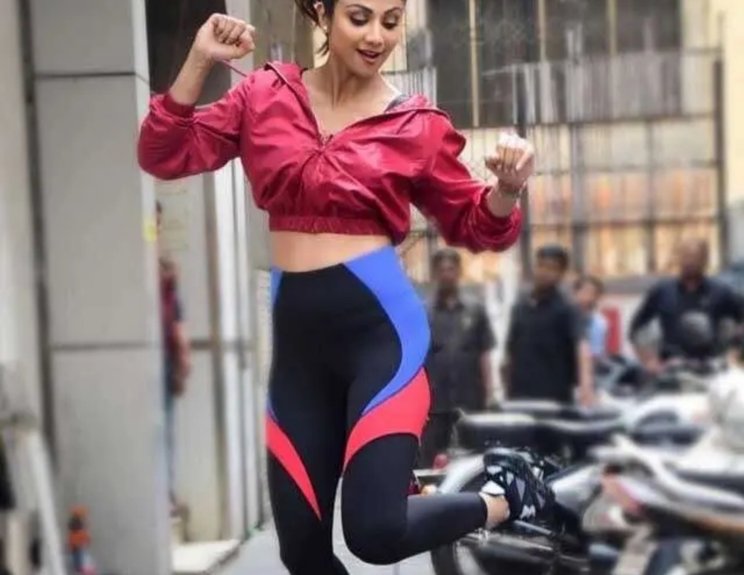 How Many Gym Clothes Do You Need?