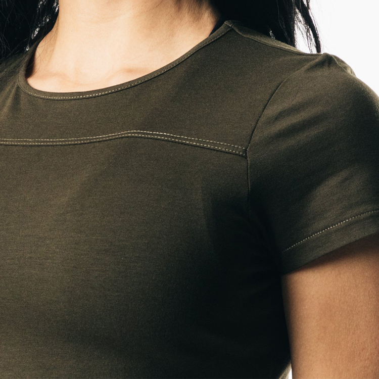 Wholesale High Quality Side Split Custom Logo Polyester Blank Crop Gym T Shirts For Women detail pictures