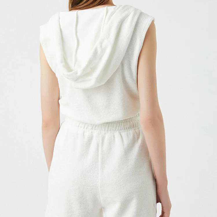 New Arrivals Wholesale Embroidery Logo Women Blank Sleeveless Crop Top Hoodies detail pictures