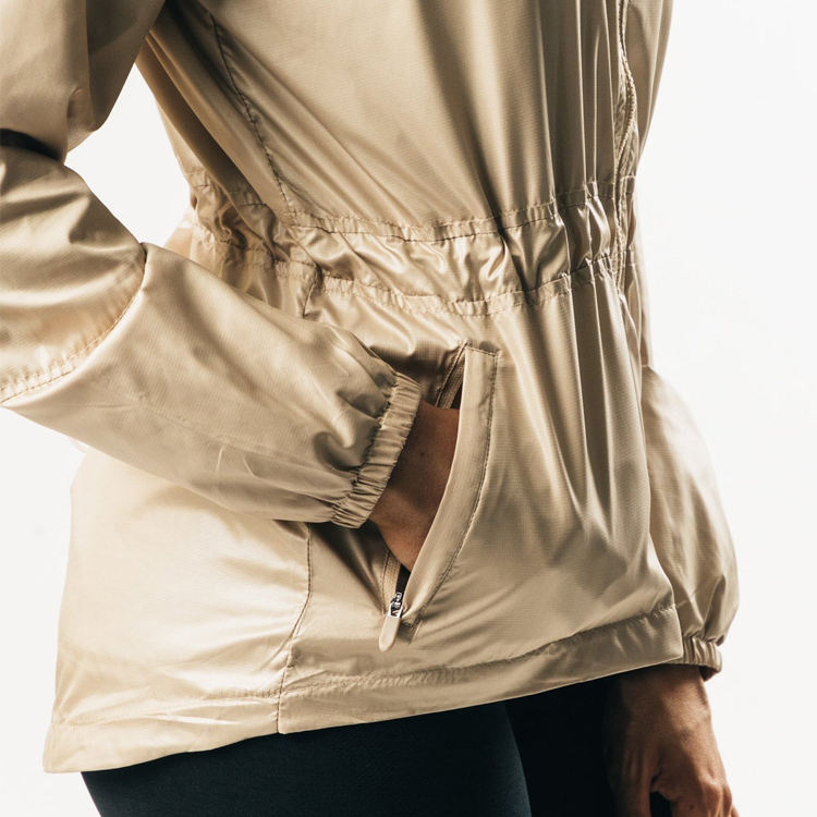 Custom 100% Polyester Lightweight Windproof Women Sports Full Zipper Windbreaker Jackets detail pictures