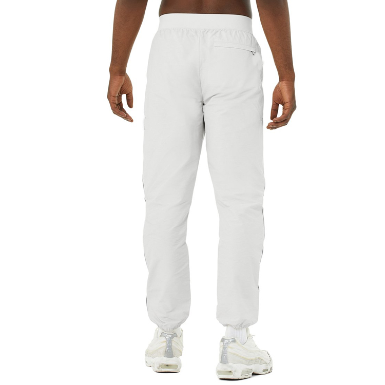 OEM High Quality Lightweight Custom Slim Fit Men Jogger Sweat Pants With Zipper Pocket detail pictures