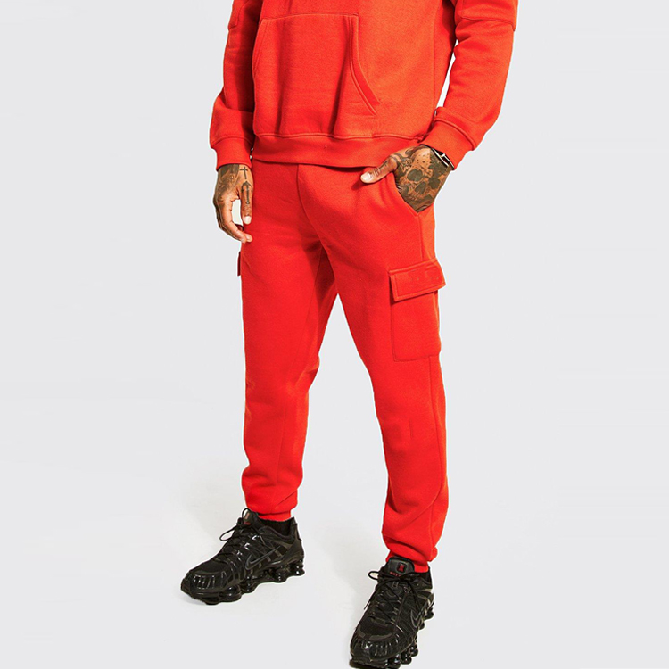 Best Selling Embroidery Logo Cargo Pocket Blank Crew Neck 2 Pieces Sweatsuit Set For Men detail pictures