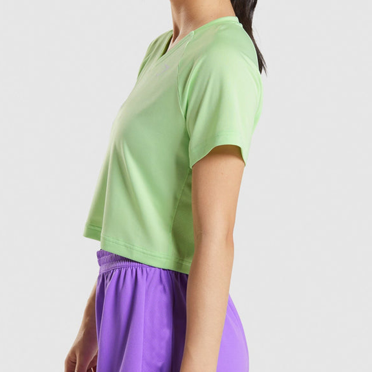 High Quality Back Mesh V Neck Crop Gym Polyester T Shirts Custom Printing For Women detail pictures