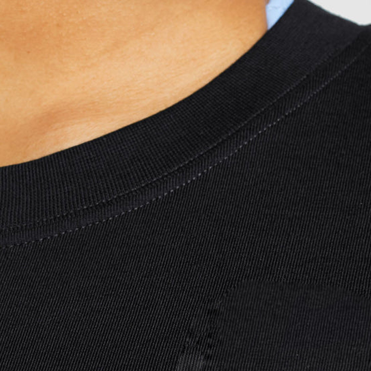 OEM Active Workout Sports 100% Cotton Crew Neck Oversized Gym Black T Shirts For Women detail pictures