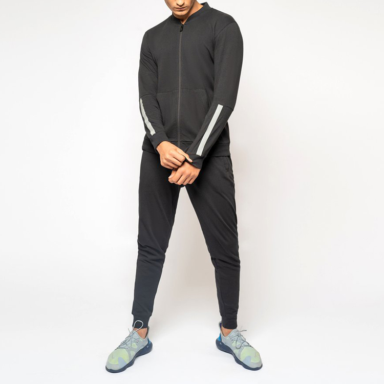 High Quality Wholesale Quick Dry Polyester Men Blank Slim Fit Tracksuits Custom Logo