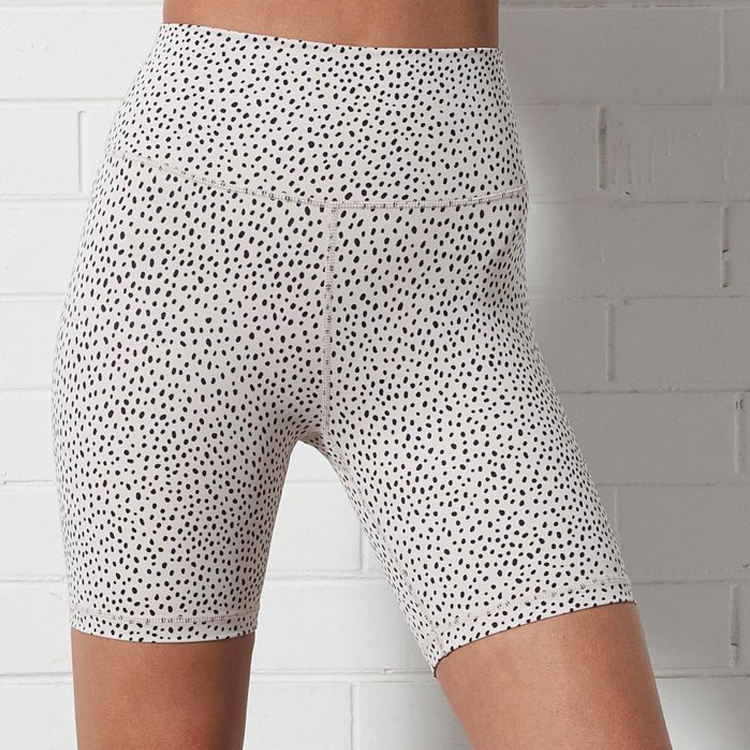 High Quality Ladies Sublimated Printing Fitness 2 Pieces Yoga Shorts Sets For Women detail pictures