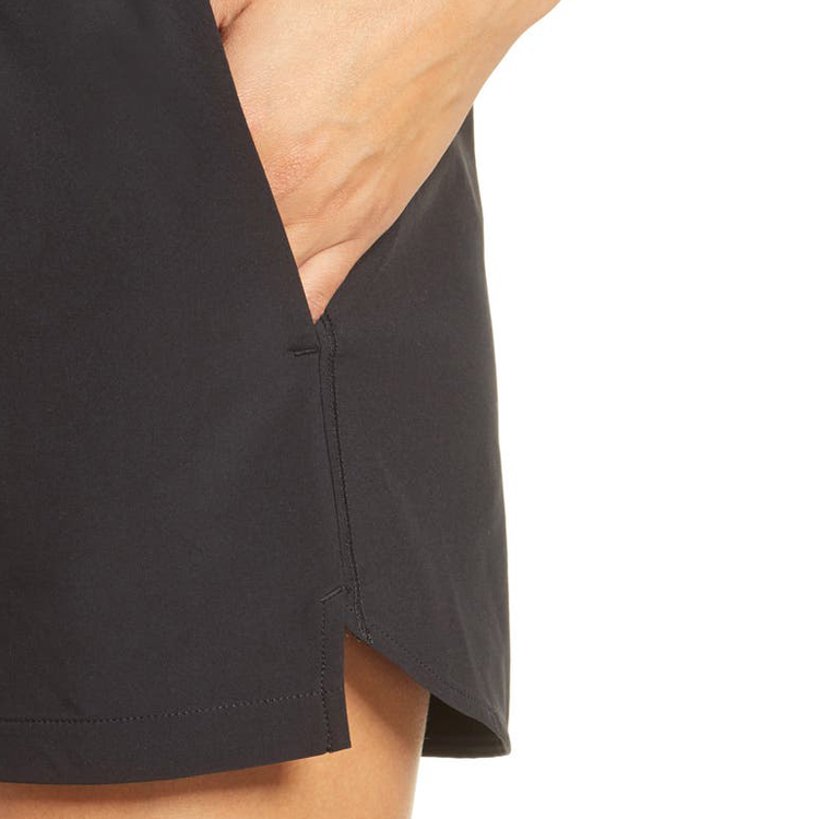 Wholesale Quick Dry Elastic Waist Workout Fitness Running Shorts With Pockets For Women detail pictures