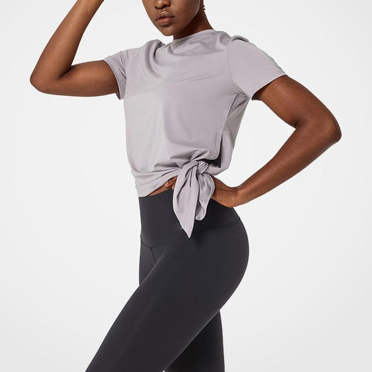High Quality Sweat Wicking Split Hem Polyester Gym Sports T Shirts Custom Printing For Women