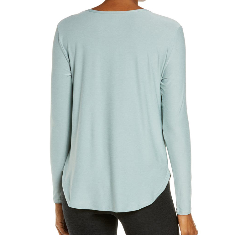 Wholesale Basic Design Curve Bottom Women Custom Long Sleeve Gym Plain T Shirts detail pictures