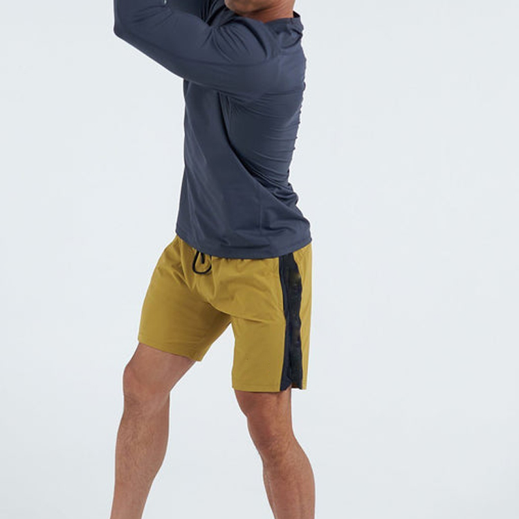 Custom High Quality Cool Dry Polyester Reflective Strip Men Long Sleeve Gym T Shirts detail pictures