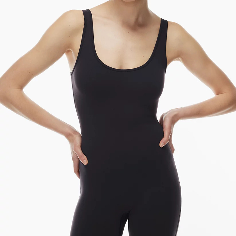 Wholesale Scoop Neck One Piece Gym Bodysuit Custom Fitness Jumpsuit For Women detail pictures