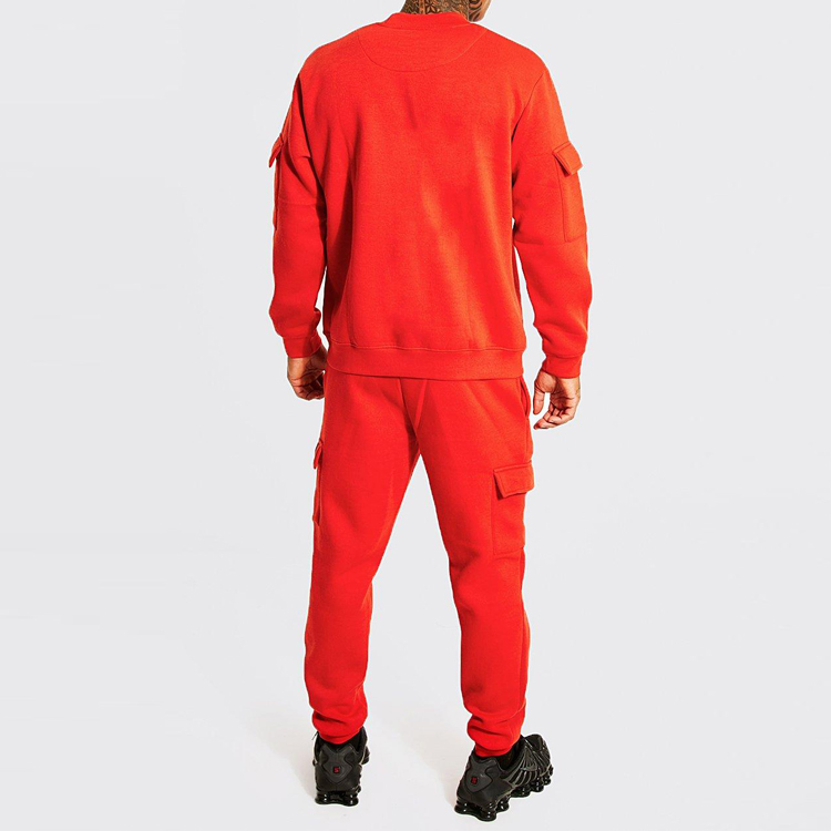 Best Selling Embroidery Logo Cargo Pocket Blank Crew Neck 2 Pieces Sweatsuit Set For Men detail pictures