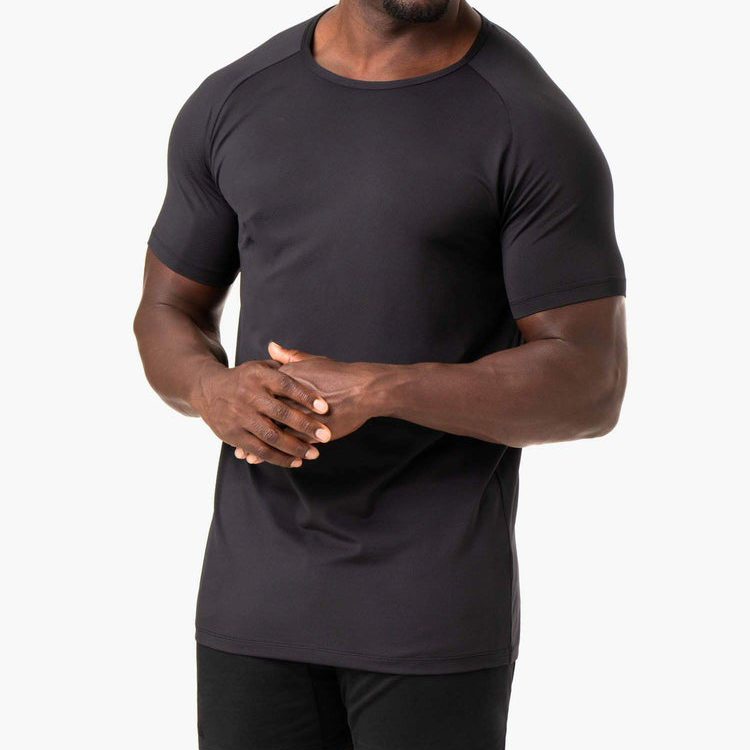 Breathable Mesh Fabric Customized Quick Dry Muscle Slim Fit Plain Gym T Shirts For Men detail pictures