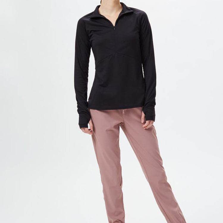 Custom Quick Dry Polyester Quarter Zipper Women Gym Long Sleeve T Shirts With Thumb Hole detail pictures