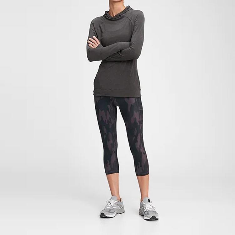 High Quality Active Sports Women Slim Fit Gym Hoodies Custom Logo With Thumb Hole detail pictures