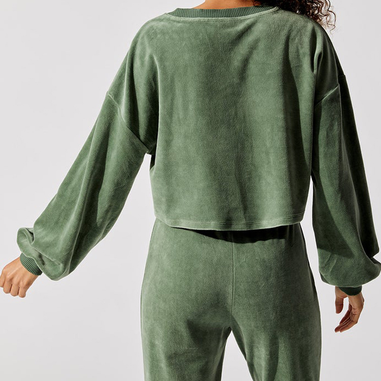 High Quality Custom Logo Plain Crewneck Velvet Crop Plain Sweatshirts For Women detail pictures
