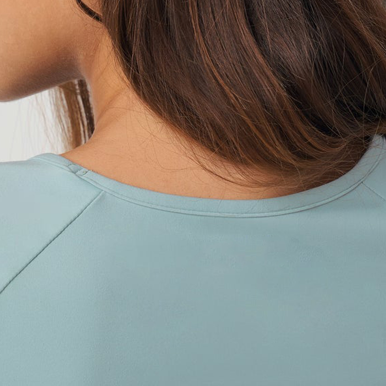 High Quality Four Way Stretch Short Sleeve Custom Women Slim Fit Crop Gym Plain T Shirt detail pictures