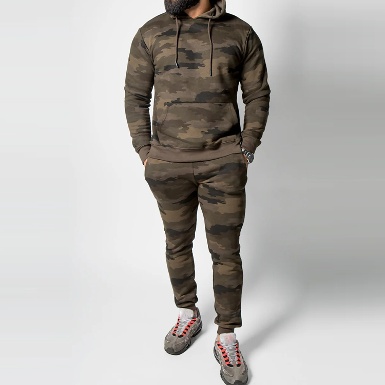 High Quality Cotton Polyester Custom Tracksuit Mens Camouflage Jogger Sweatsuit detail pictures