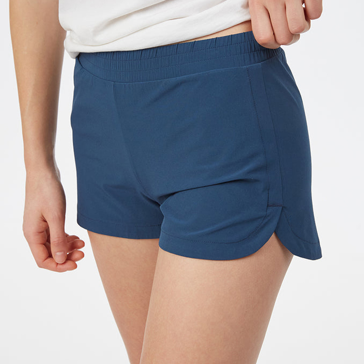 Sweat Wicking  Elastic Band Waist Gym Sports  Nylon Running Athletic Shorts For Women