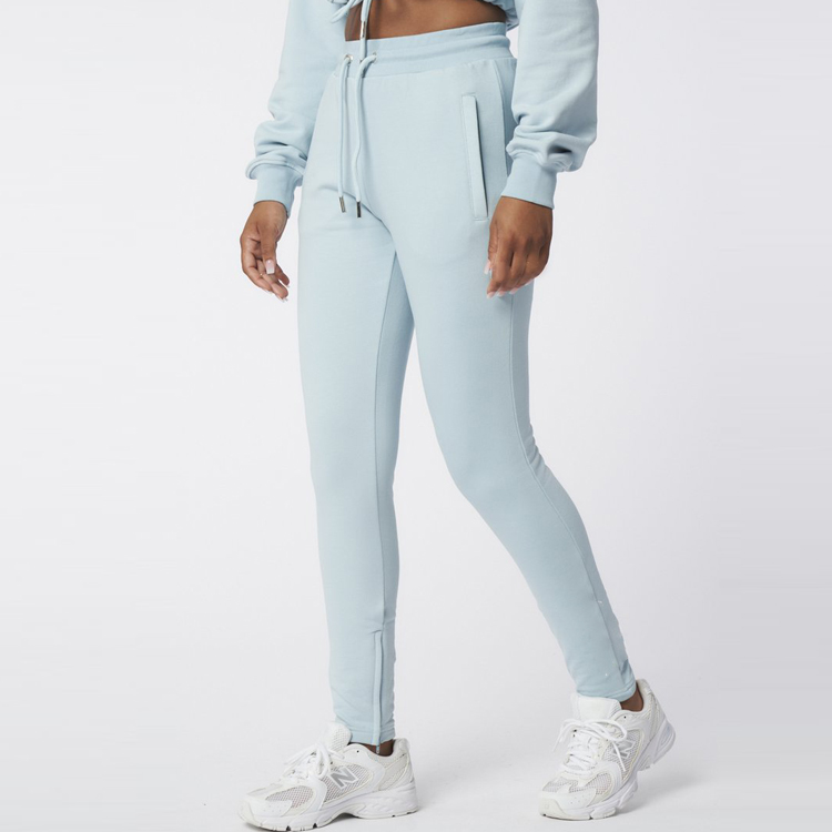 China OEM Yoga Pants Supplier -
Wholesale Lightweight Custom Logo Women Sports Workout Crop Hoodies Jogger Tracksuit Sets – AIKA detail pictures
