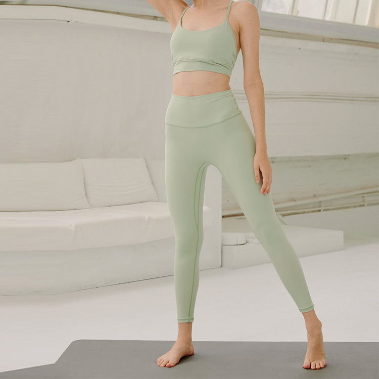 OEM Factory Moisture Wicking Fitness Suit Two Piece Women Yoga Leggings Set detail pictures